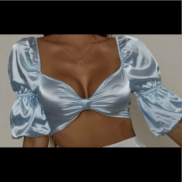 Ruched font shirred back satin crop top - Picture 2 of 2